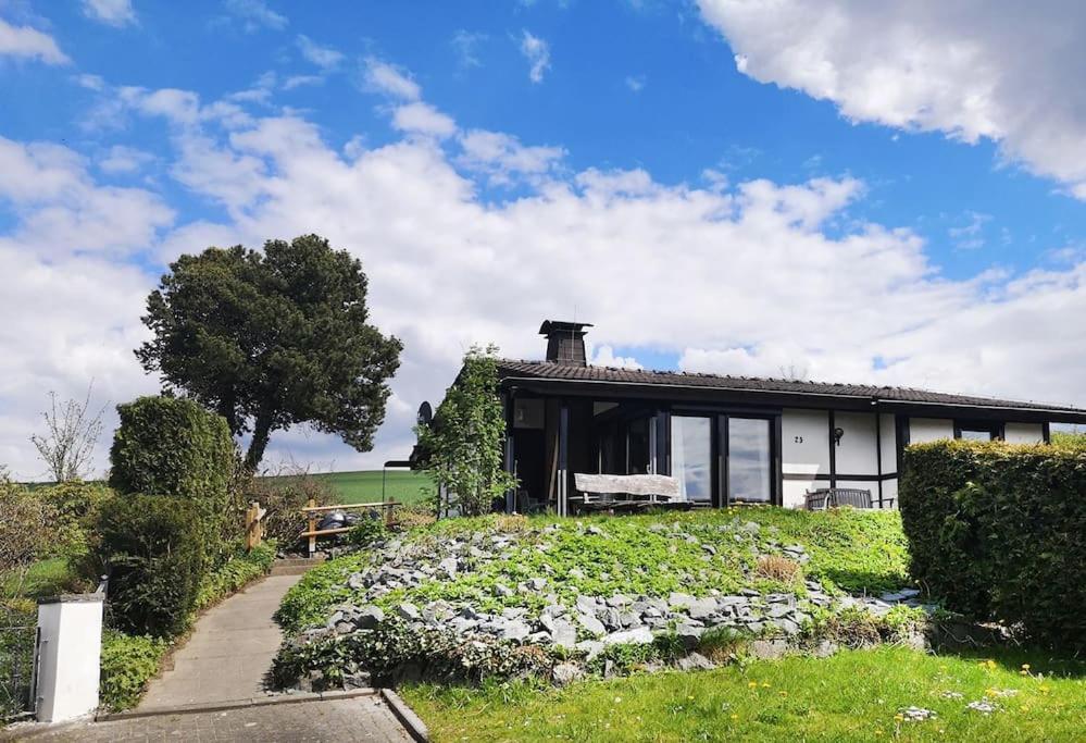 Ferienhaus Lena Im Sauerland Direkt Am Hennesee Meschede Exteriér fotografie